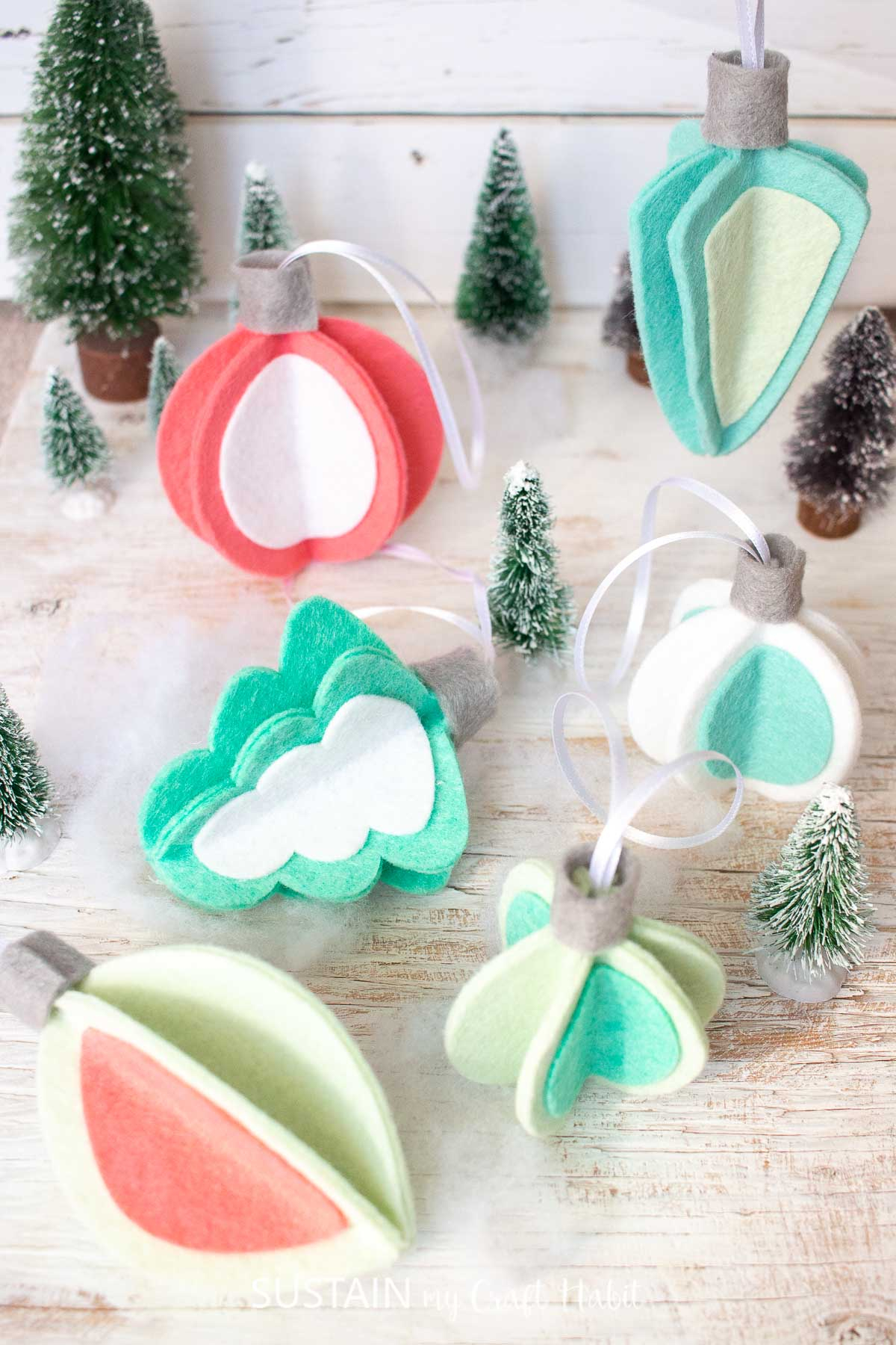 Retro Inspired DIY Felt 3D Christmas Ornaments Sustain My Craft Habit